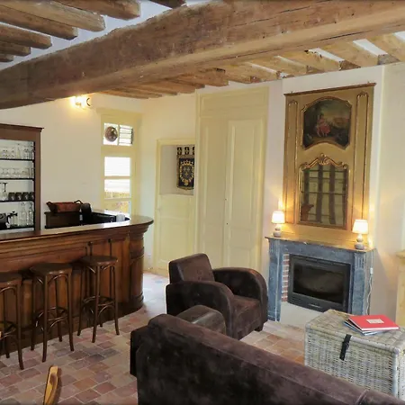 Casa de Férias Maison De Charme Avec Jardin à - Rénovation 18e Siècle, Proche église, 2h De Paris - Fr-1-410-211